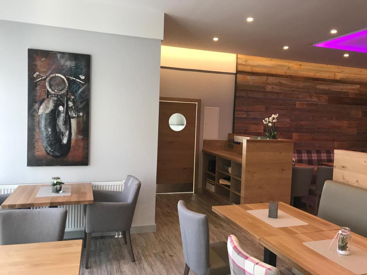 Hotel Viva Broeckel מראה חיצוני תמונה
